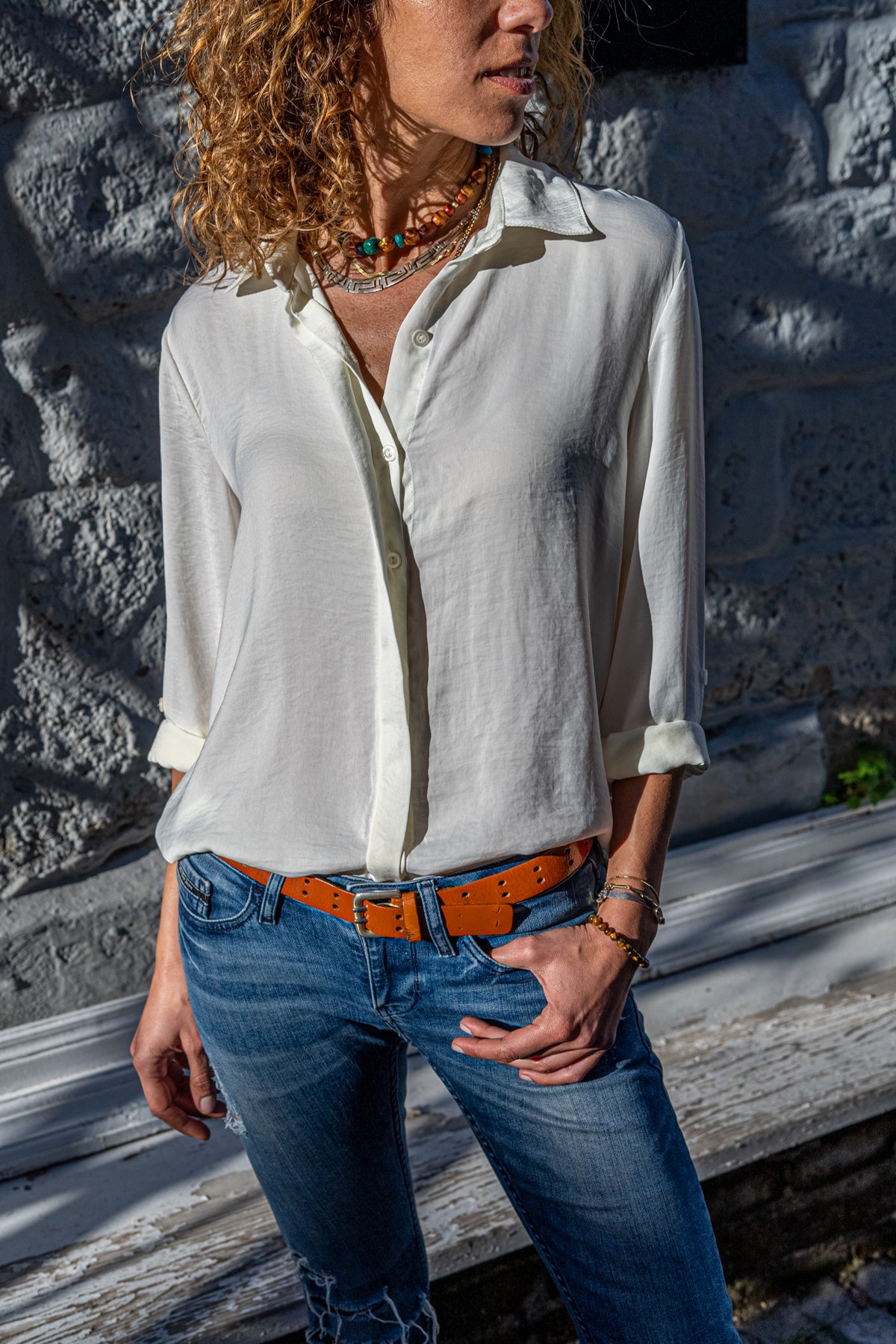 Ecru classic women's shirt, Special textured polyester shirt, Stylish shirt with hidden buttons, New season comfortable long-sleeved shirt, High-quality ecru women's shirts produced.