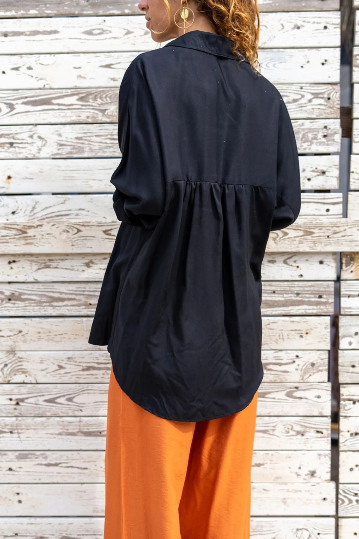 Black Women's Shirt with Special Textured Fabric - Classic Collar, Long Sleeve, and Loose Fit, Cotton, Polyester Fabric